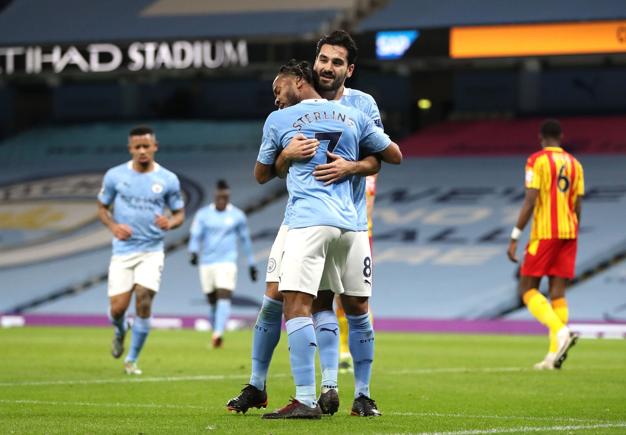 撑开空间 撑开空间